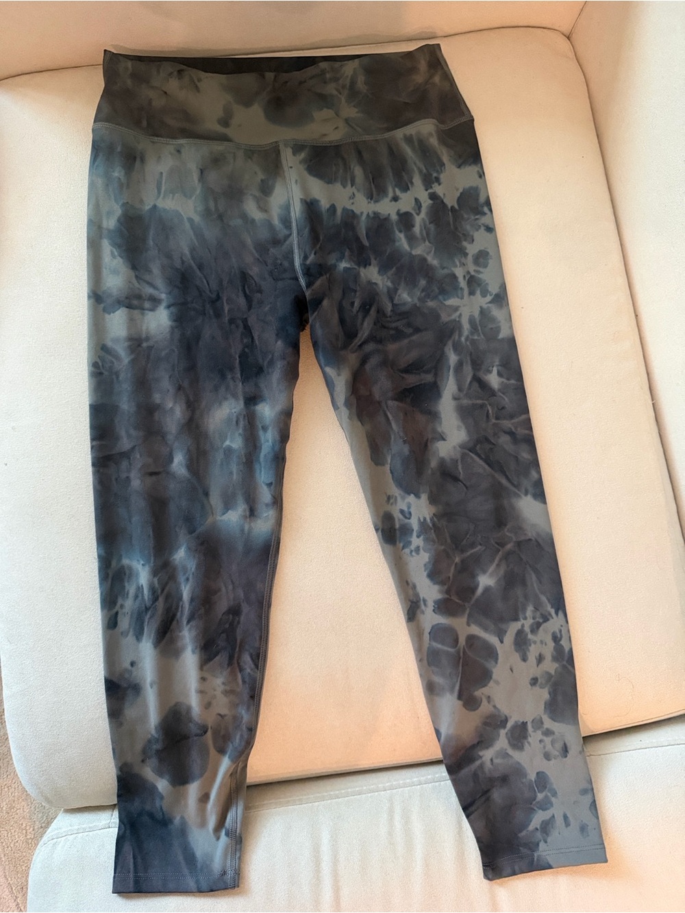 Women’s Size XL Tie-Dye Active Leggings - Black Gray